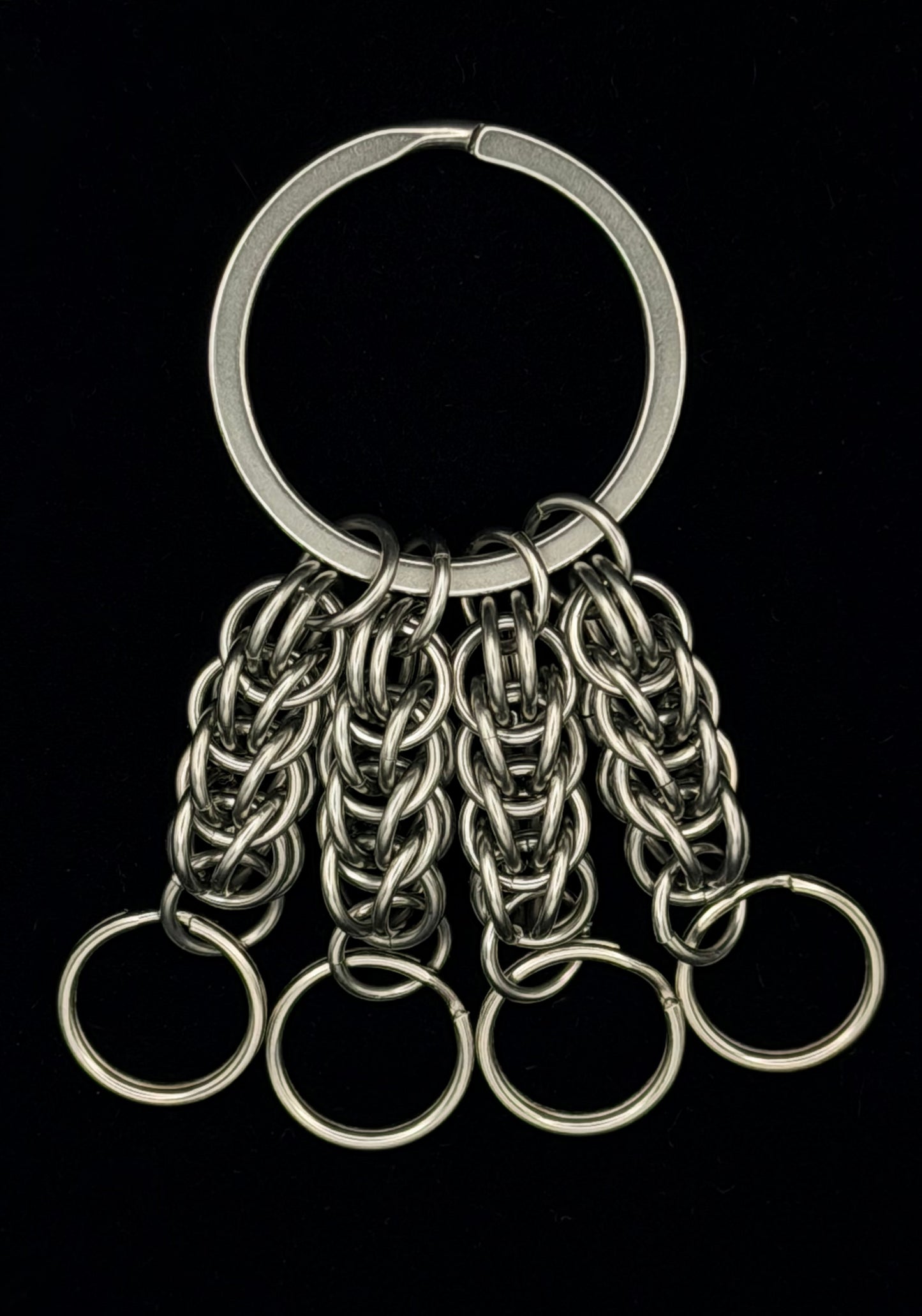 Persian 6 in 1 Chainmail Keychain